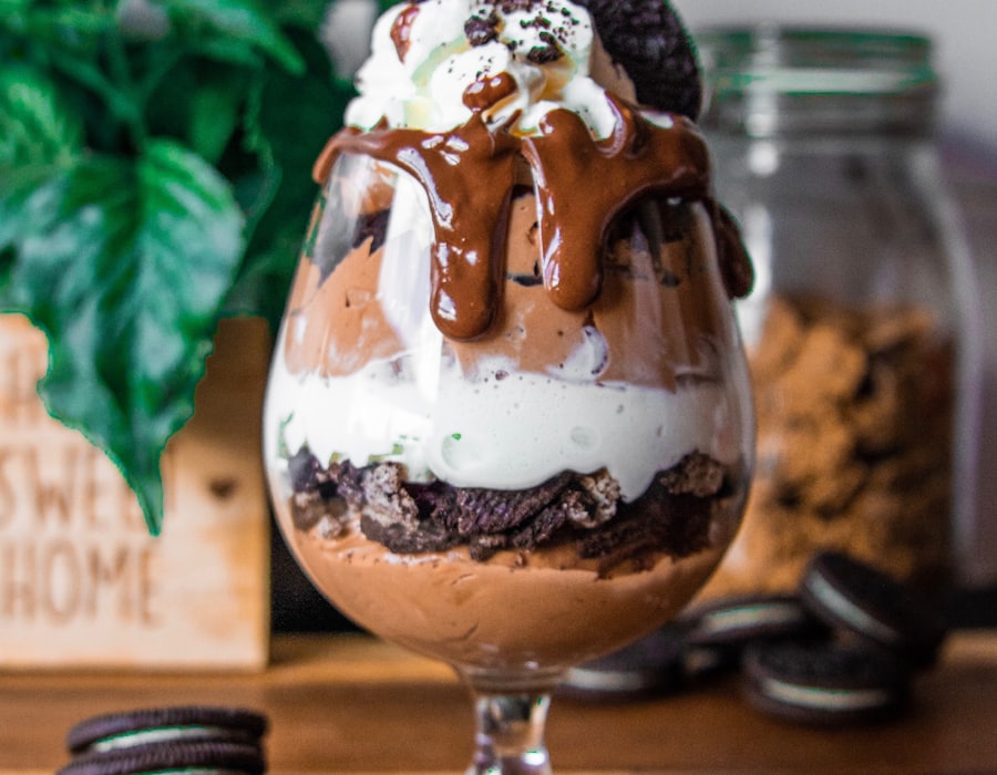 Chocolate and cookie sundae in a glass